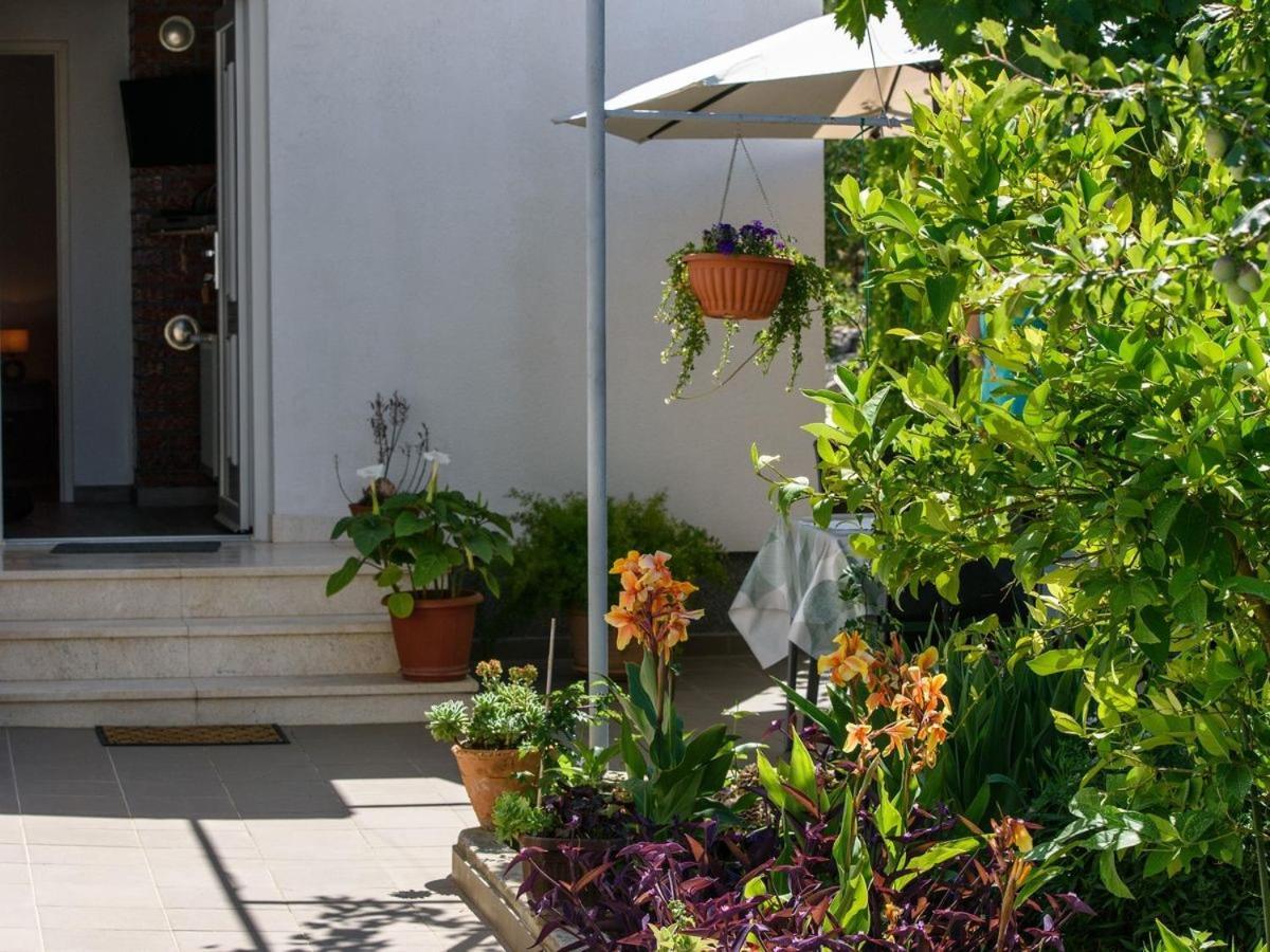 Apartments Beba - Peaceful Location Trogir Exterior foto
